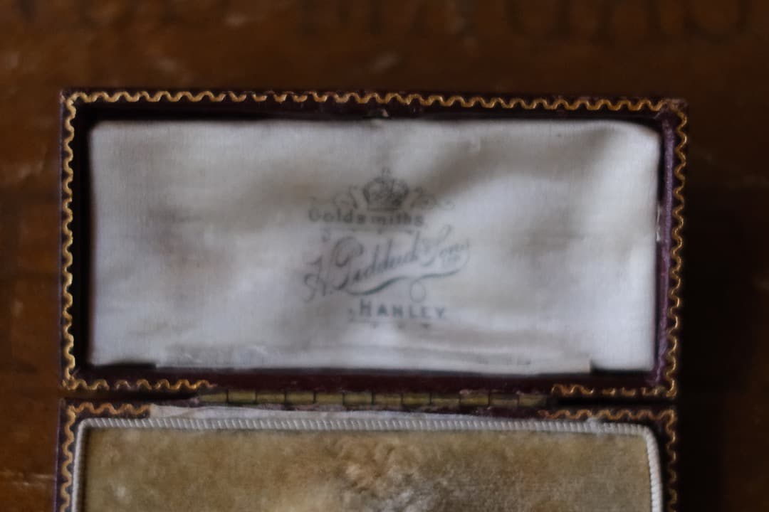 イギリスアンティーク｜ジュエリーボックス（27）