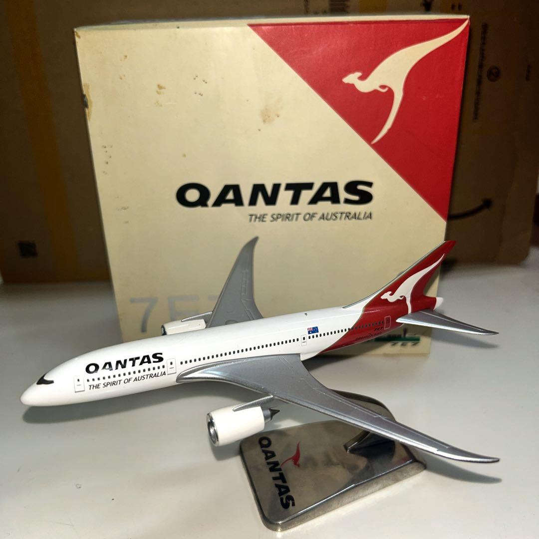 カンタス航空ボーイング787-8（7E7コンセプト）コレクターズエディション模型