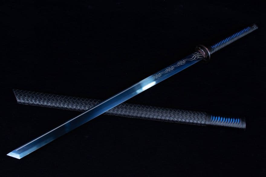 青火刺繍春刀  武具　刀装具　日本刀　模造刀   居合刀