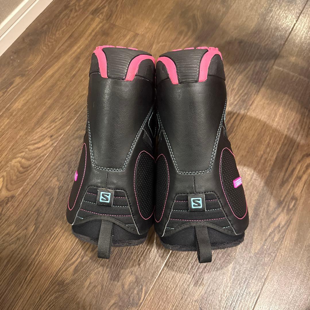 Salomon 女性用 スノーボードブーツ ブラック/ピンク 23.5cm