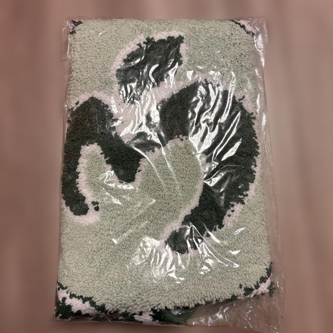 Mrs. GREEN APPLE ラグマット