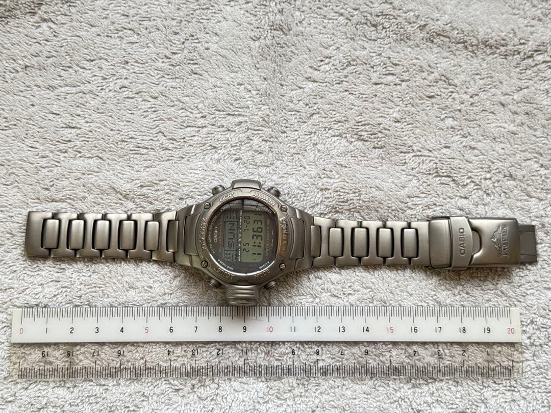 【美品】カシオプロトレックPRT-3000フルチタン&スクリューバック