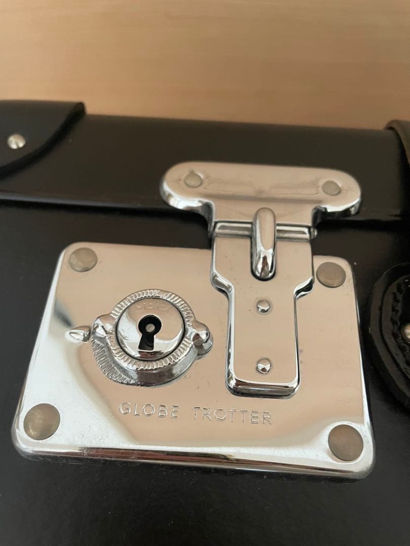 未使用/保証書有　GLOBETROTTER キャリー