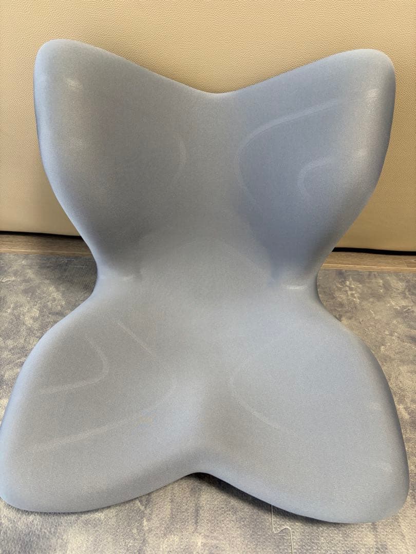 極美品Style PREMIUM（スタイルプレミアム） グレー MTG 骨盤矯正