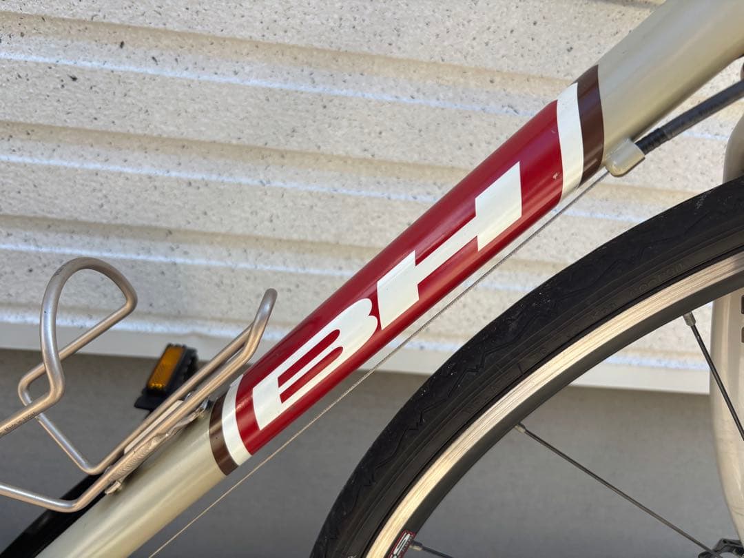 BH DESEO(デセオ）100周年記念モデル　クロモリロード