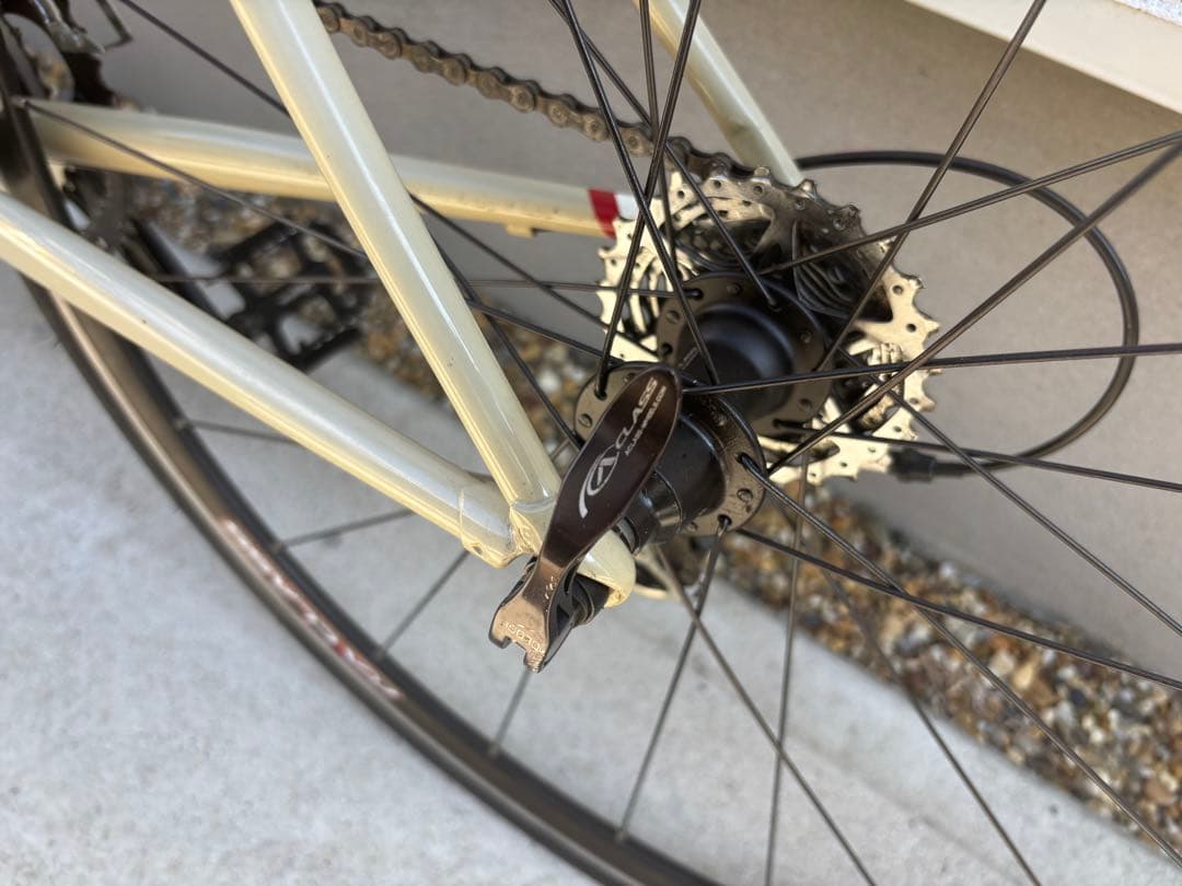 BH DESEO(デセオ）100周年記念モデル　クロモリロード