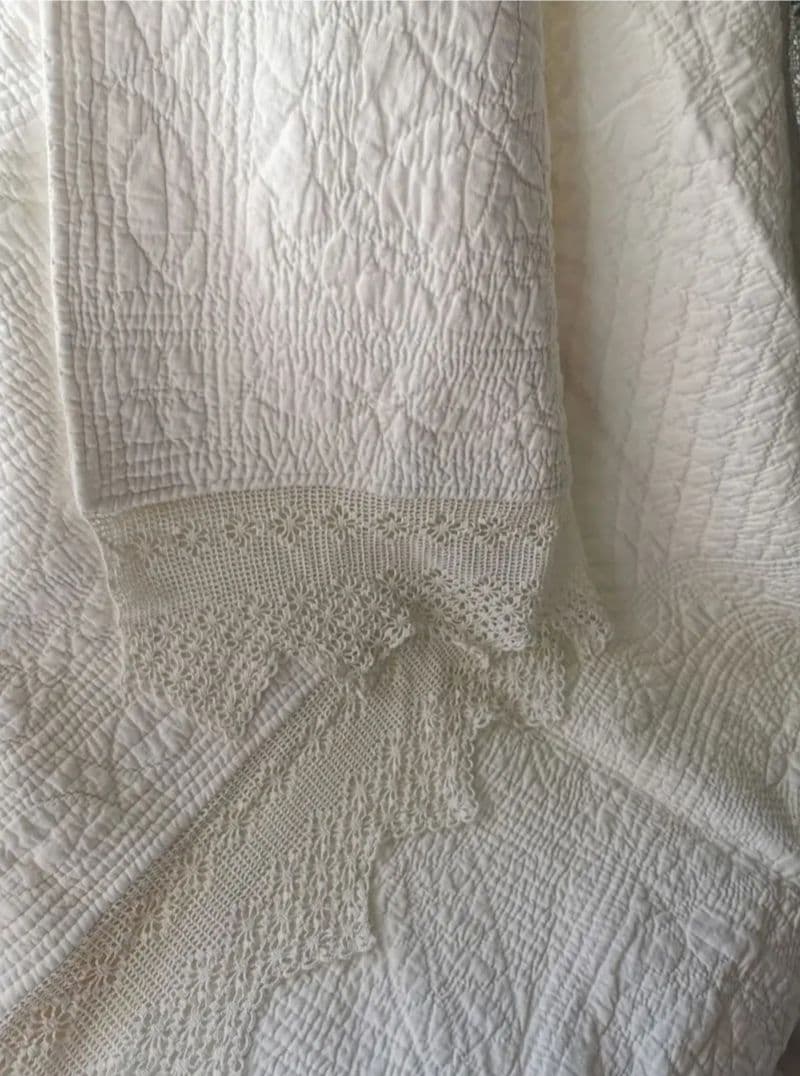 フレンチ アンティーク ブティ キルト ハンドステッチ ホワイト クロシェレース