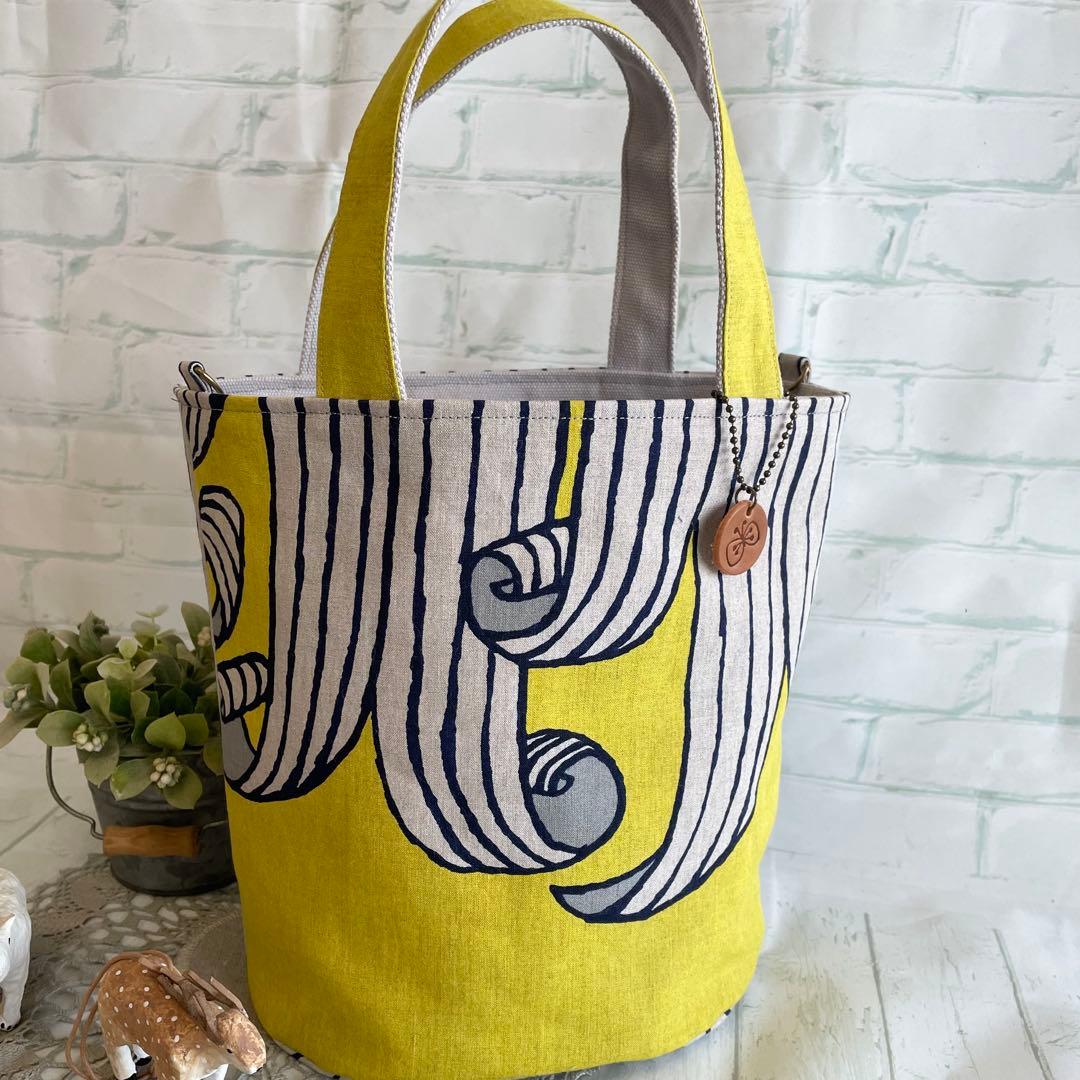 ハンドメイド　バケツトートバッグ　ミナペルホネン　swing　386