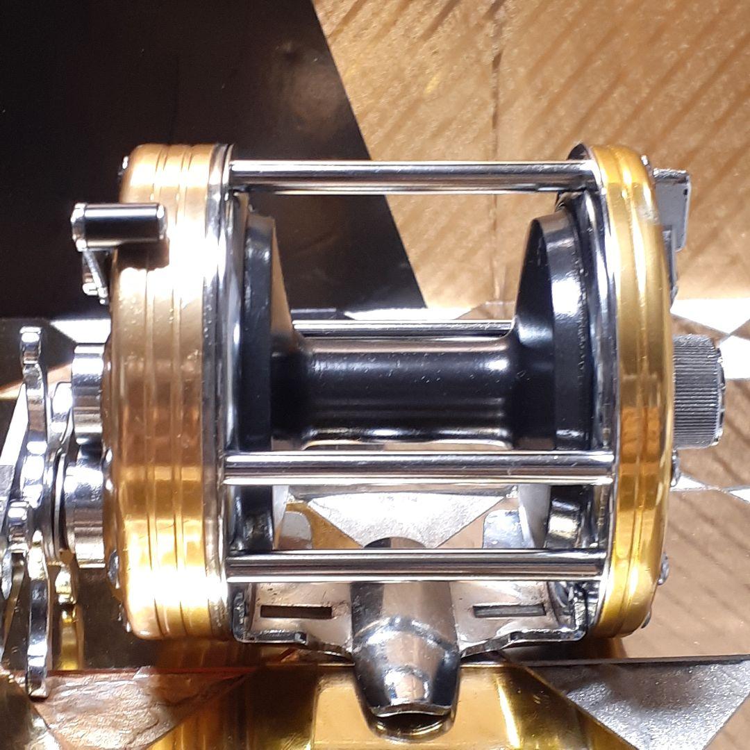 ダイワ シーライン 300 ベイトリール 石鯛 イシダイ 船用 磯釣り 極美品