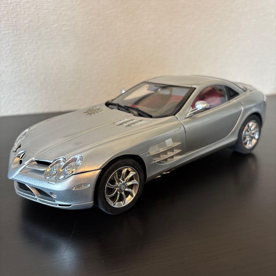 【レア】 CMC Mercedes-Benz SLR McLaren 1:18