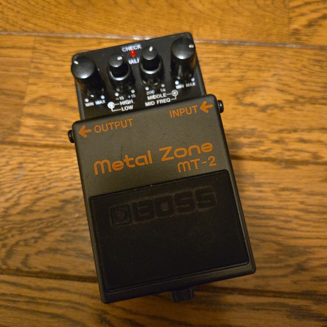 美品☆BOSS l Zone MT-2 ギターエフェクター
