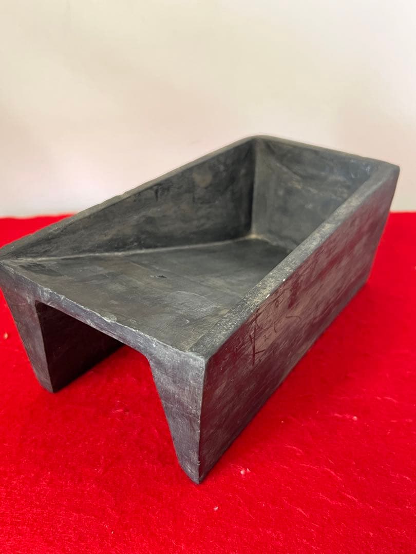 文房具　抄手硯　端溪硯　出土硯　書/C81-0