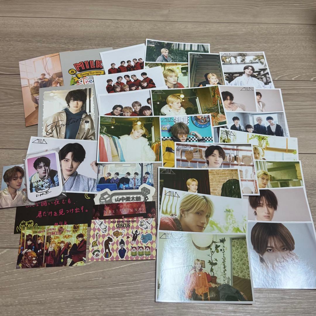 m!lk 山中柔太朗　ステッカー、トレカ、キラリ、缶バッジ、写真