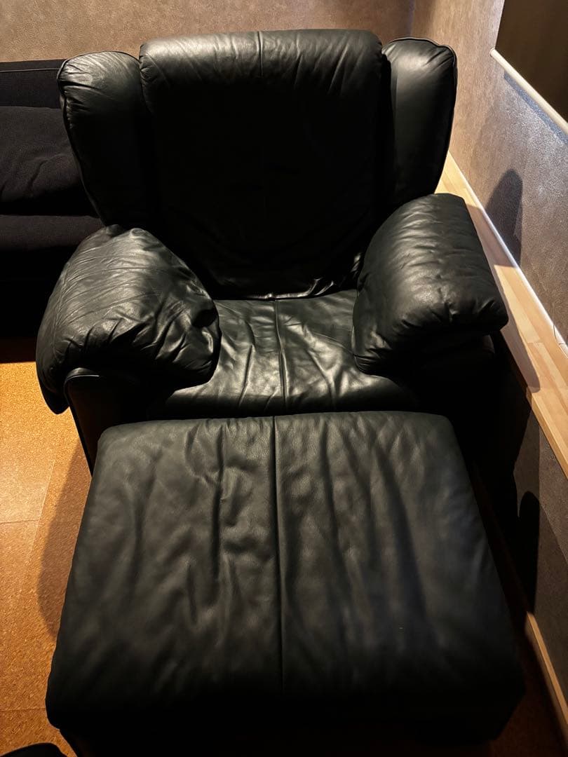 erpo / エルポ Atlanta アトランタ 1人掛けソファ オットマン付き