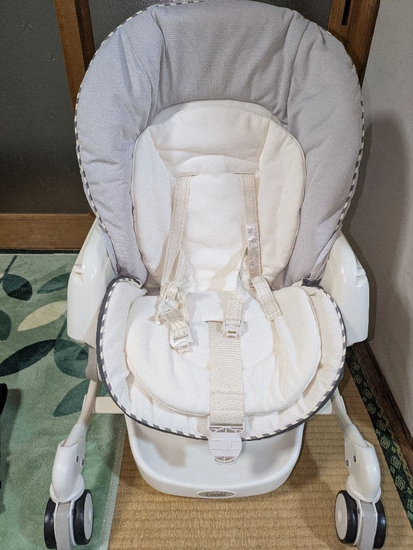 ネムリラ　オートスイング　ハイローチェア