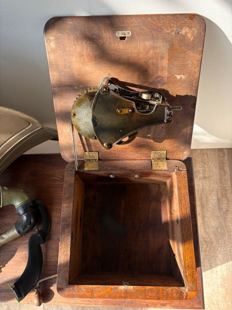 NIPPONOPHONE ニッポノフォン　蓄音機