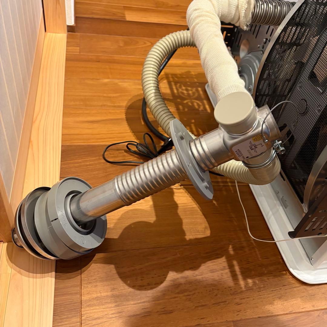 2023年式　ff式ファンヒーター FF-WG40SH CORONA