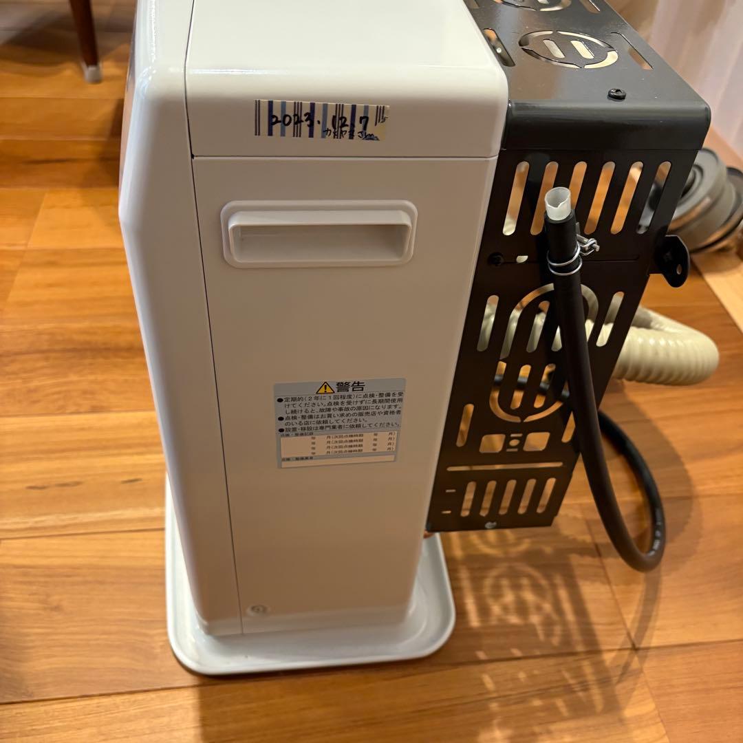 2023年式　ff式ファンヒーター FF-WG40SH CORONA