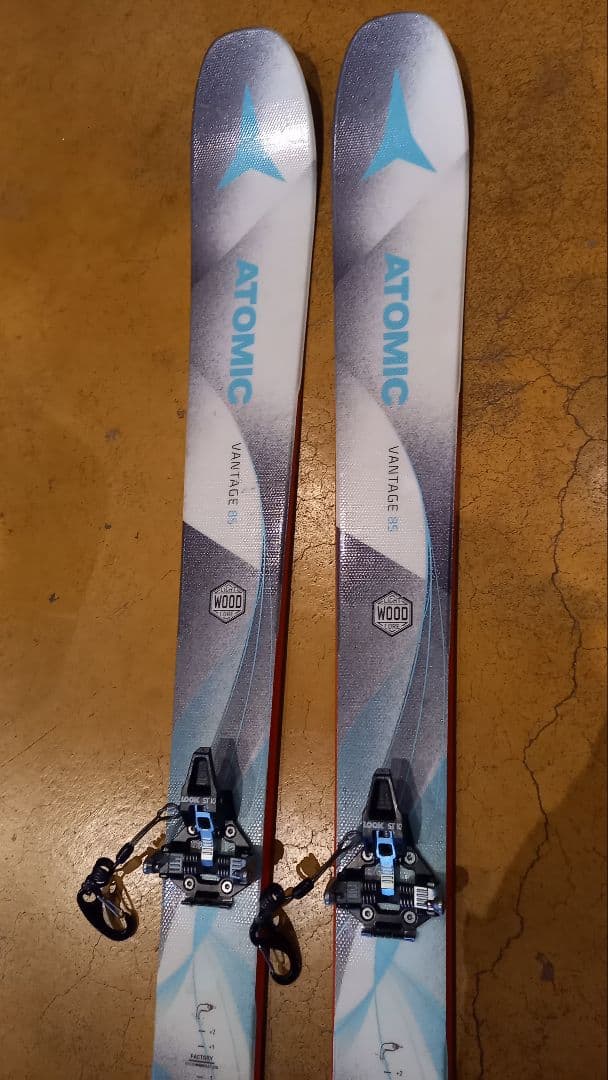 atomic中古山スキー　バックカントリー　dynafit tlt speed