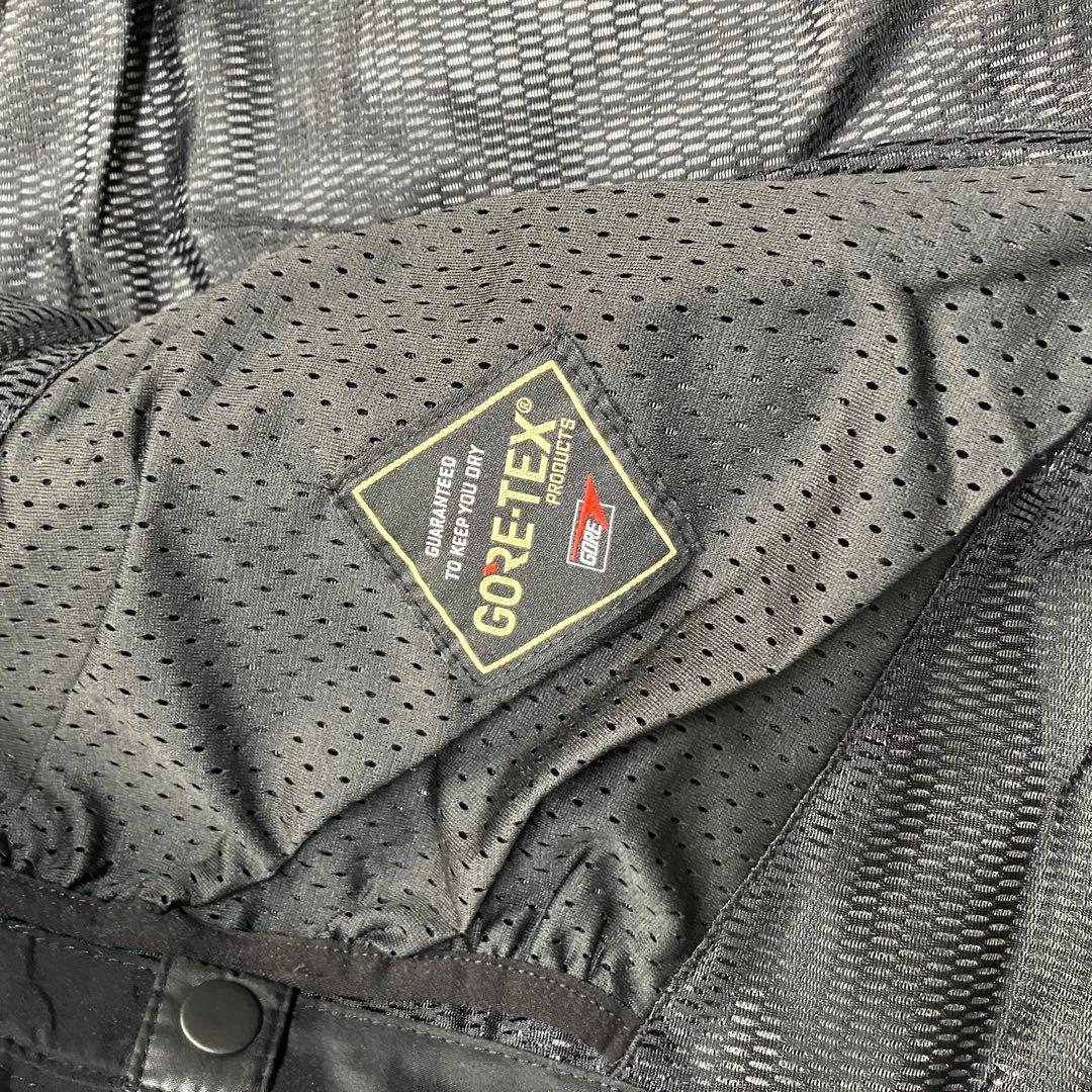 VOLCOM ヴォルコム　スノボウェア　アウター　ジャケット　ゴアテックス　xs