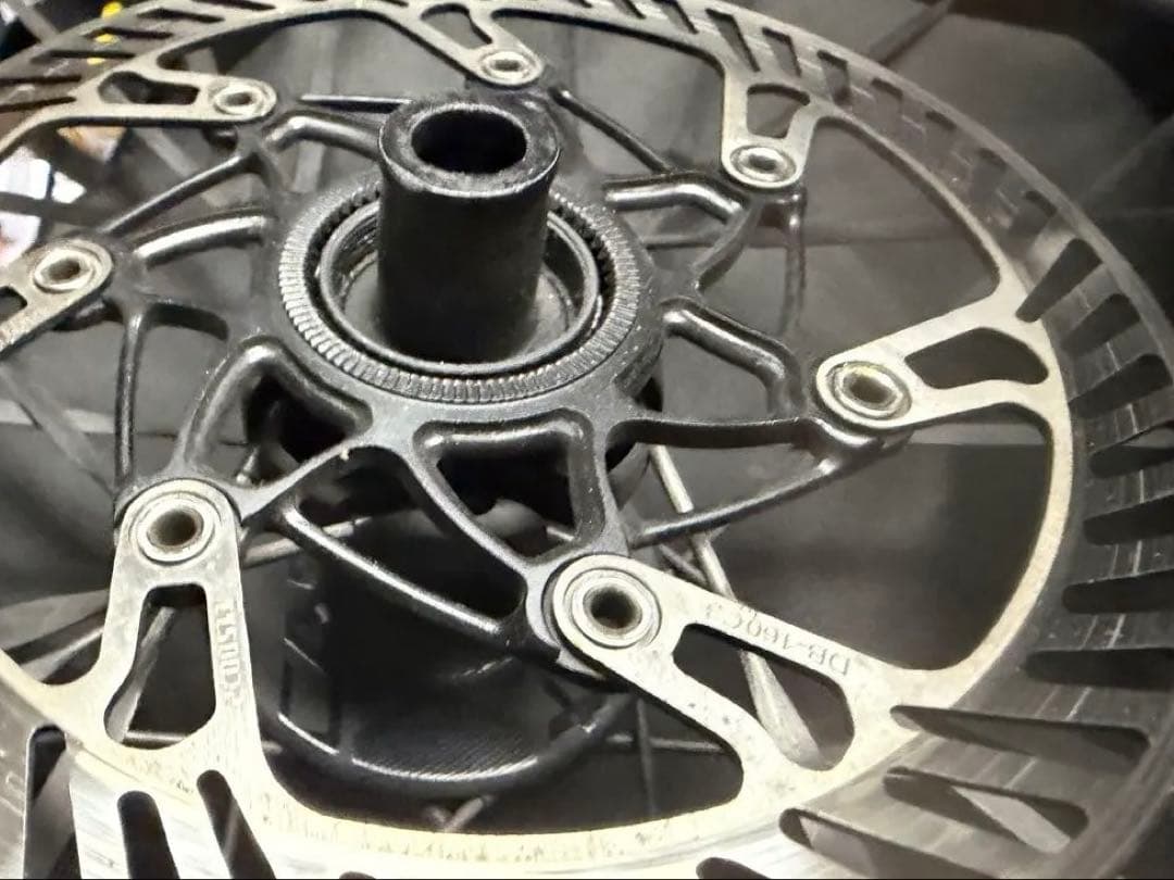 CADEX 50 Ultra Disc tubeless 付属品あり