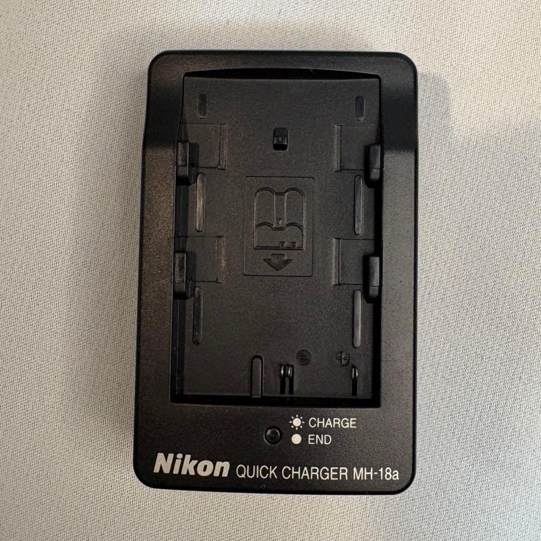 Nikon D300Sショット数8,487枚 デジタル一眼レフカメラボディ