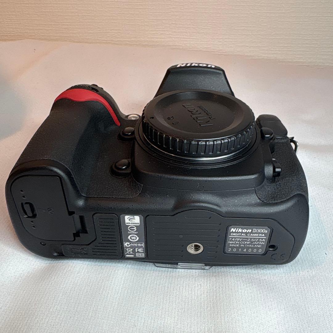 Nikon D300Sショット数8,487枚 デジタル一眼レフカメラボディ