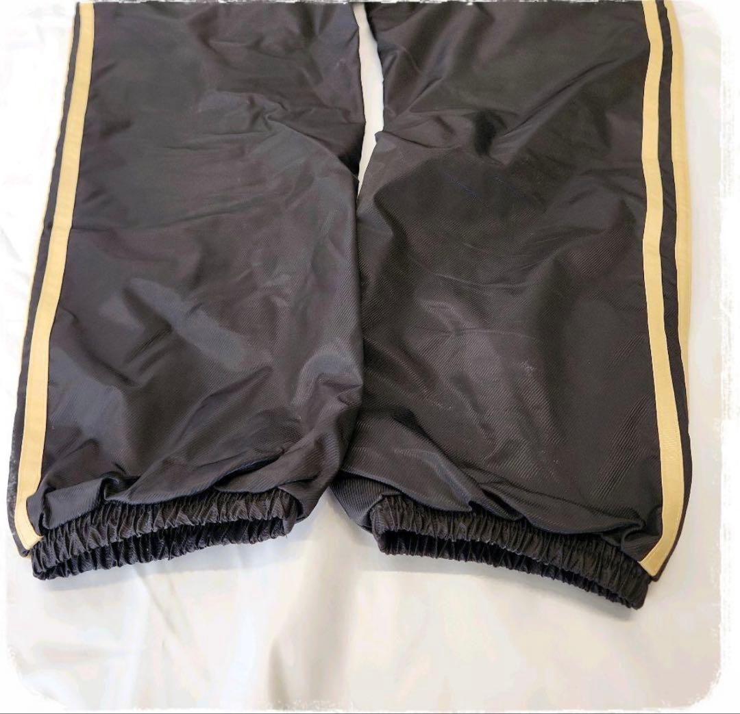 adidas ウインドブレーカー　上下 黒✖︎ゴールド