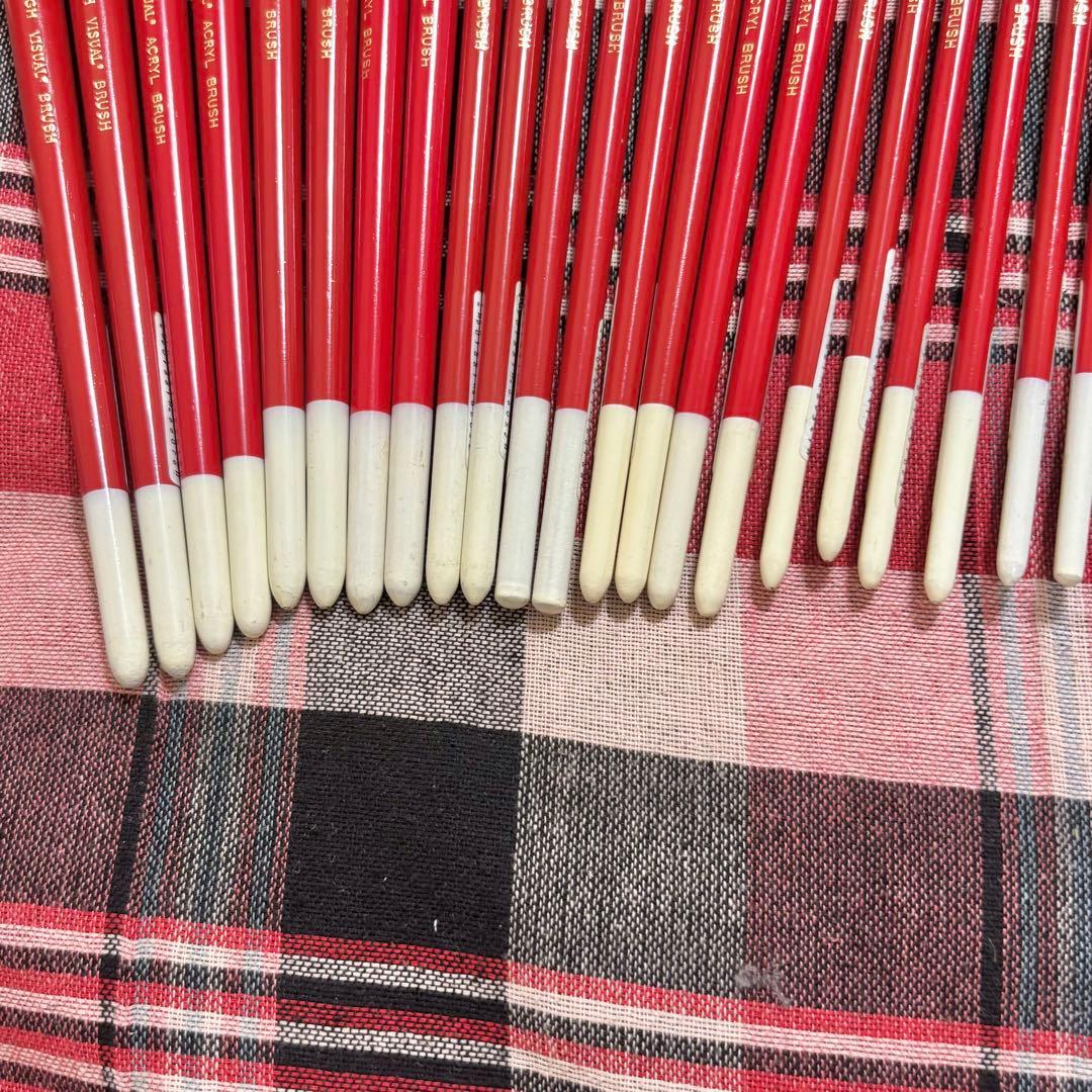 新品未使用！油彩・アクリル画用筆40本