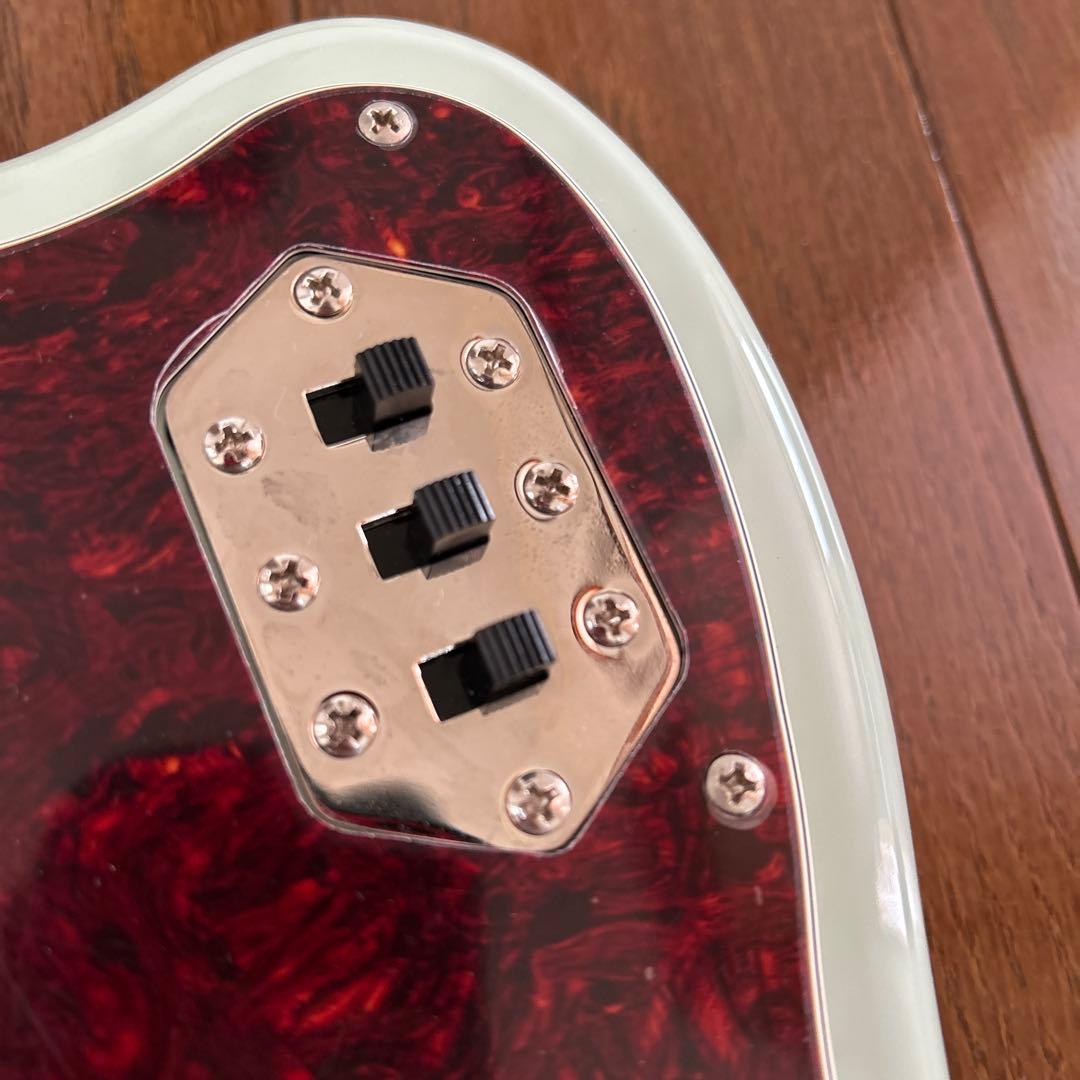 スクワイヤー　ジャガー　Classic Vibe '70s Jaguar