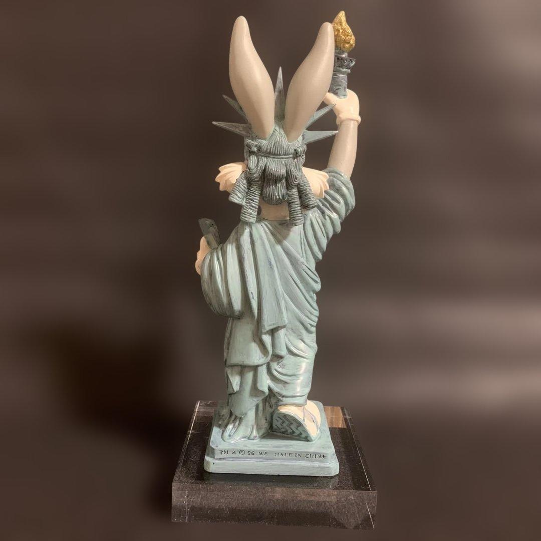 バックスバニー 自由の女神 フィギュア