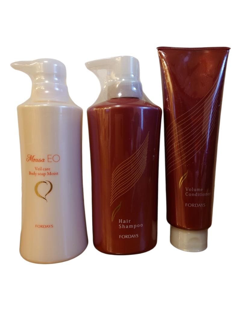 フォーデイズ　ヘアシャンプー ＆コンディショナー＆ボディソープ セット