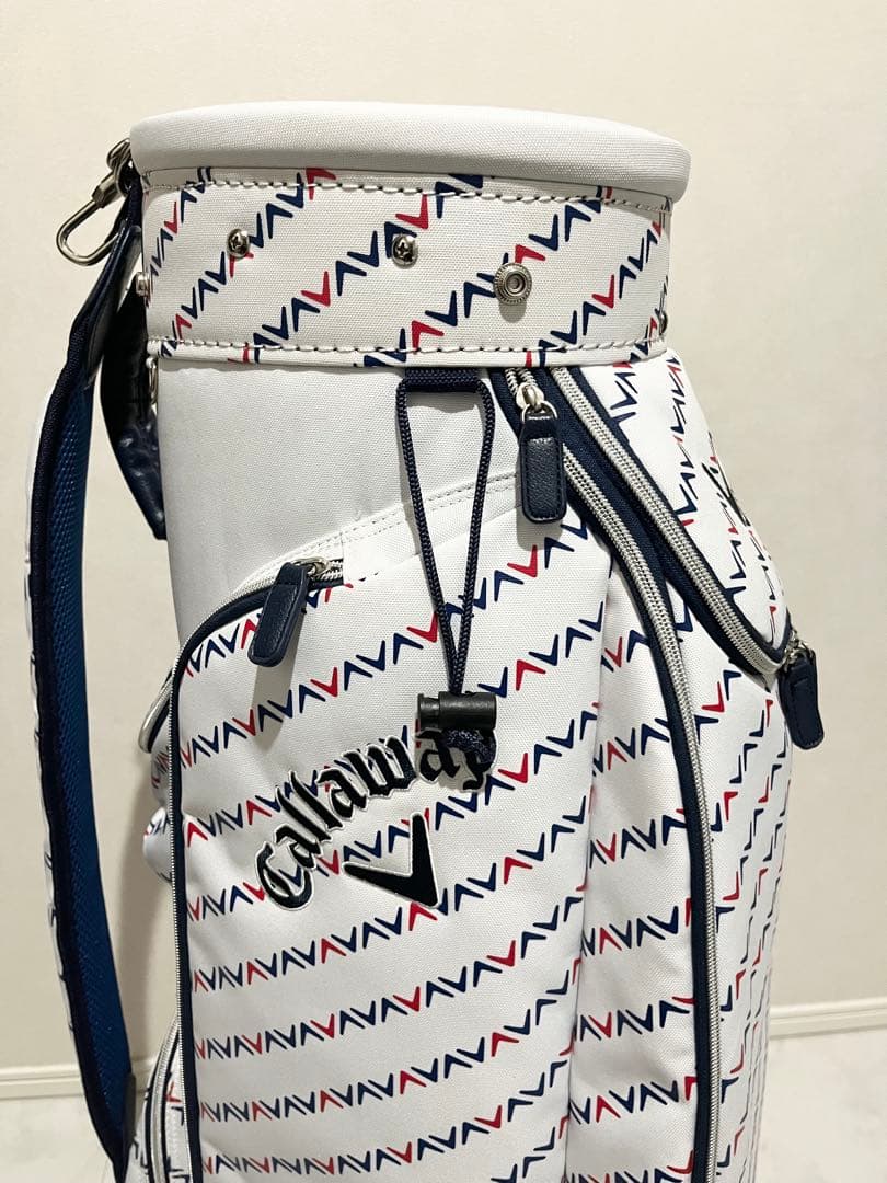 【美品】キャロウェイ ゴルフ キャディバッグ V字グラフィック柄 巾着ポーチ付き