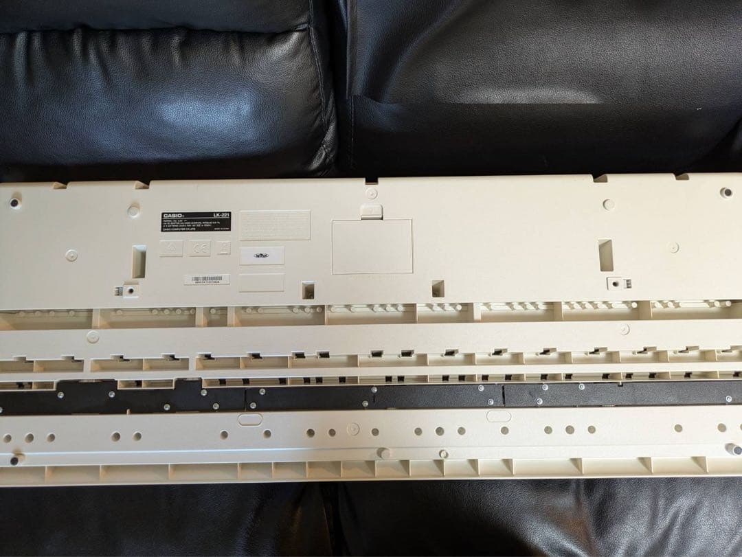 CASIO LK-221 光る鍵盤 マイク付き 電子ピアノ キーボード 楽器