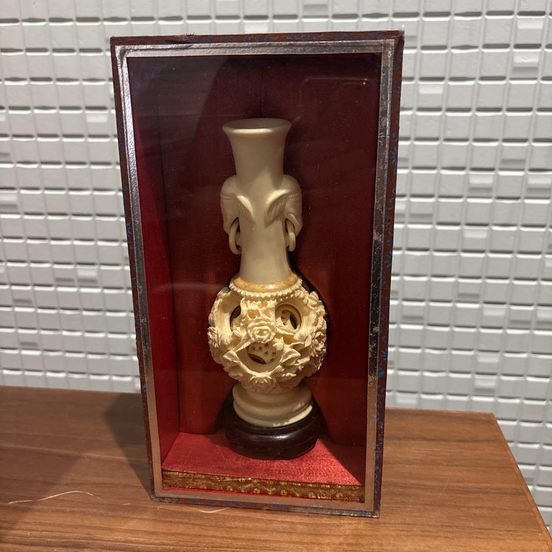 中国美術 象牙調 多層球 花瓶 彫刻 工芸品 置物