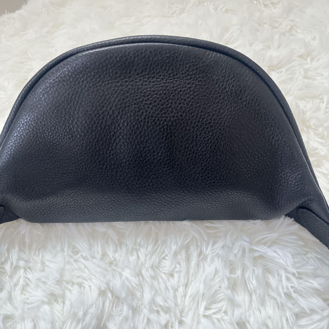 COACH ブラック ボディバッグ・ウエストポーチ レザー　ゴールド金具