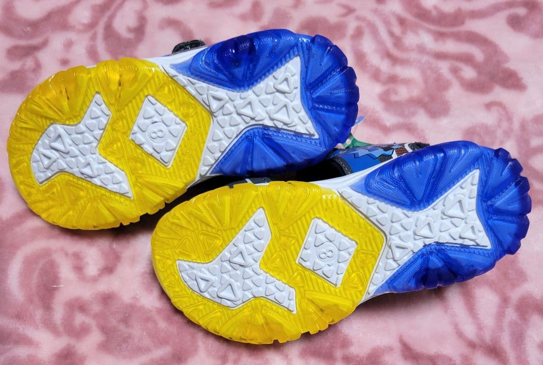 【新品　未使用】パウパトロール　ライトアップサンダル(男の子)　約15cm