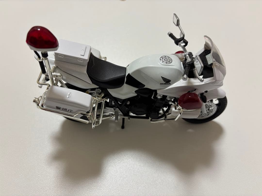 白バイ ダイキャスト CB1300P