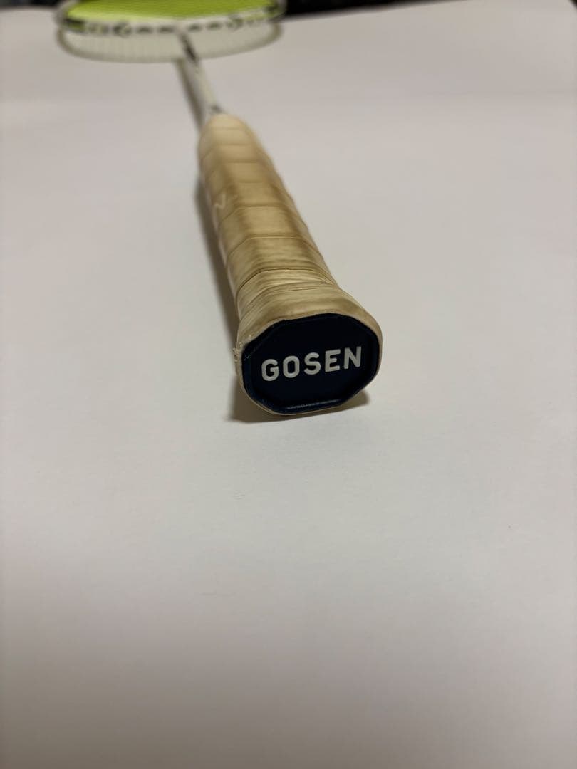 GOSEN GRAVITAS X FL バドミントンラケット（ホワイト×グレー）