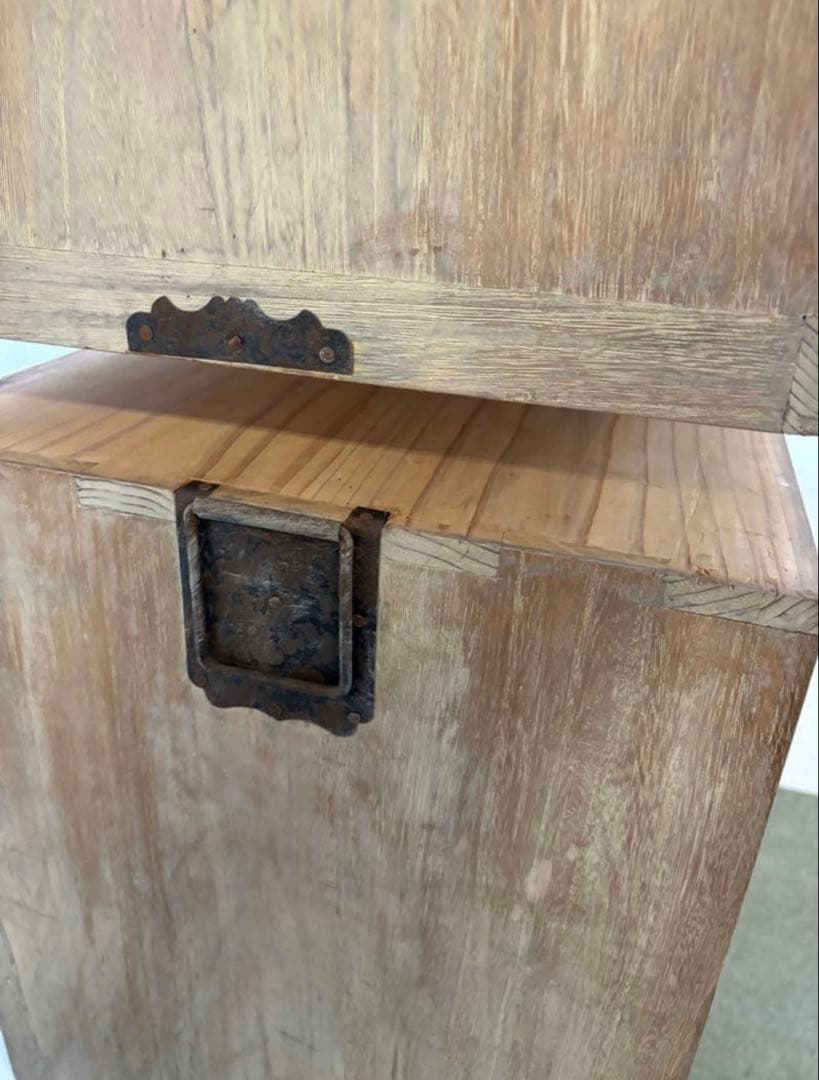 昭和レトロヴィンテージ家具　当時物　古道具　3つ重ね　総桐タンス　焼桐箪笥