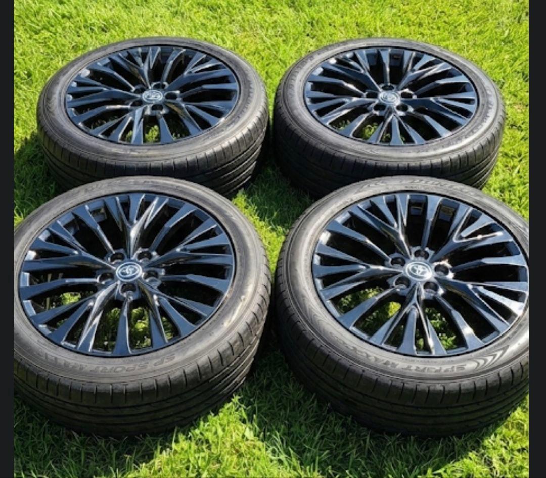 ヴェルファイア タイヤホイール 2