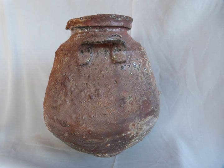 耳付き壺
