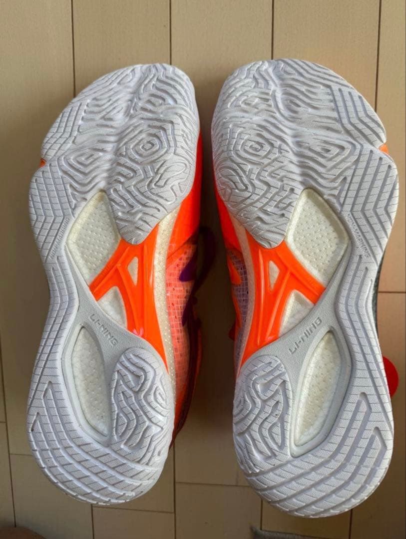 リーニン　バドミントンシューズ　25.0