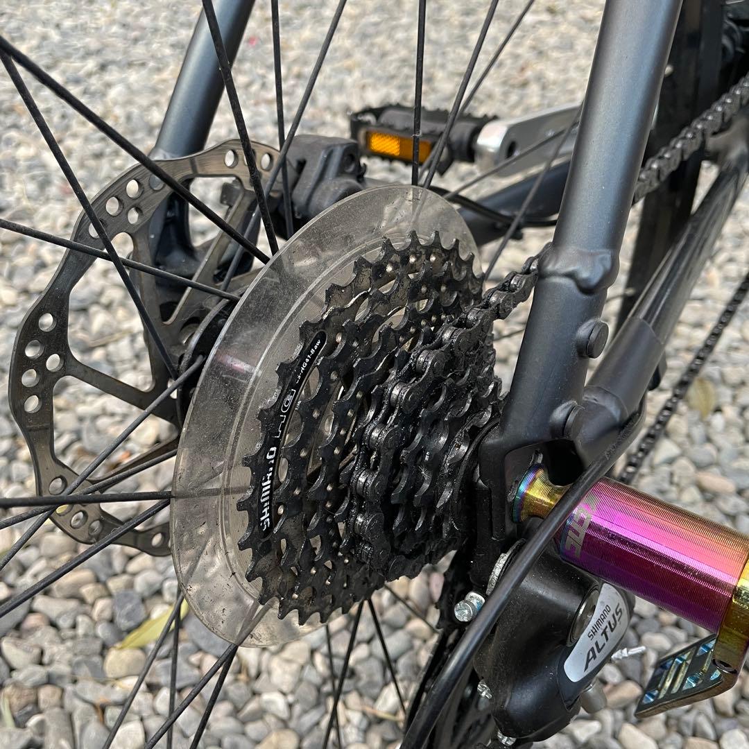 GIANT ESCAPE R DISC　クロスバイク　配送（北海道と沖縄県除く）