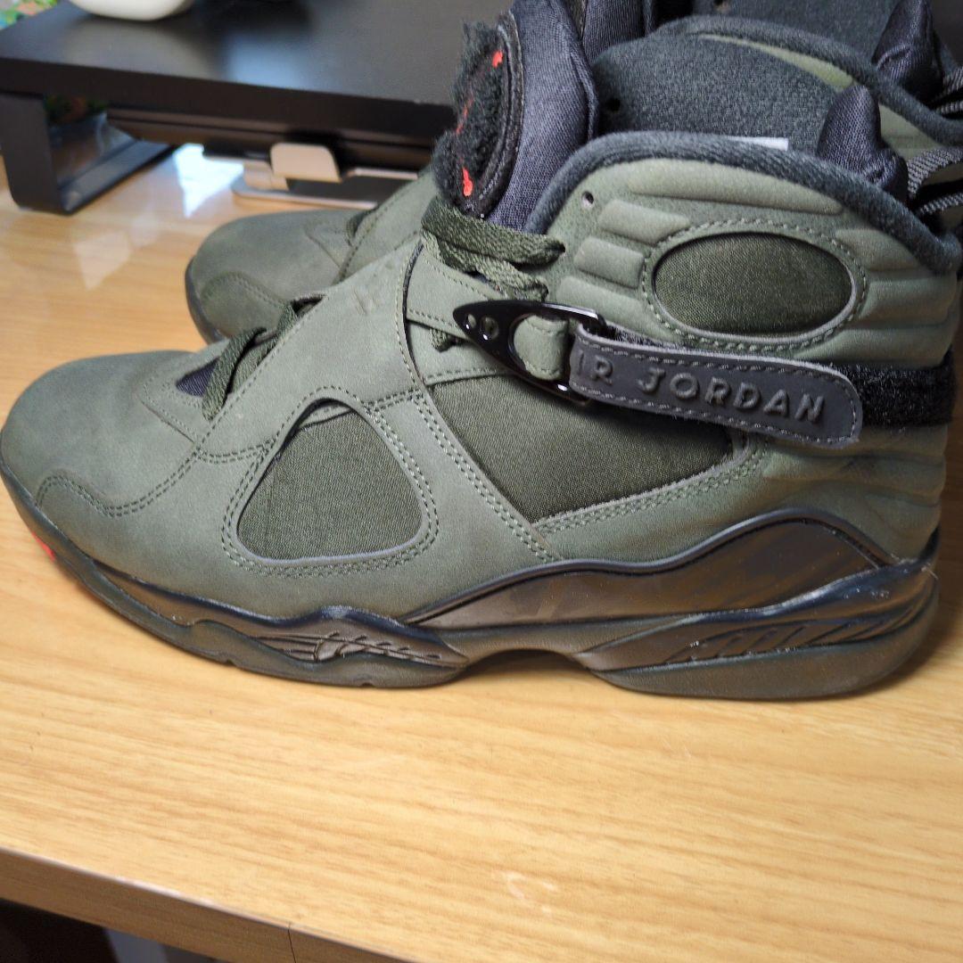 Air Jordan 8 オリーブグリーン