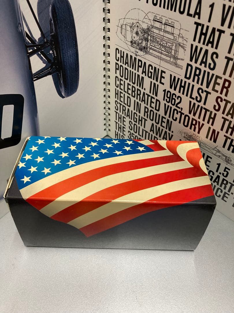 MINICHAMPS Porsche 911 GT3-RS ヴァンヘイレン