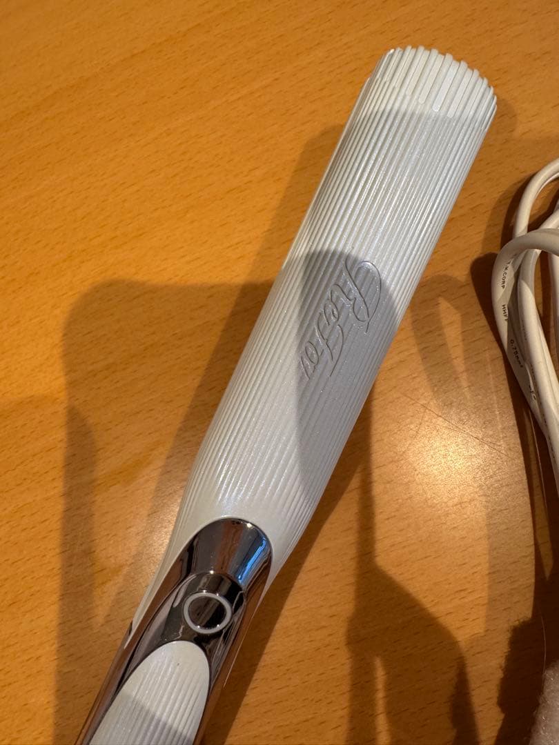 リファ　ビューテック　ストレートヘアアイロン