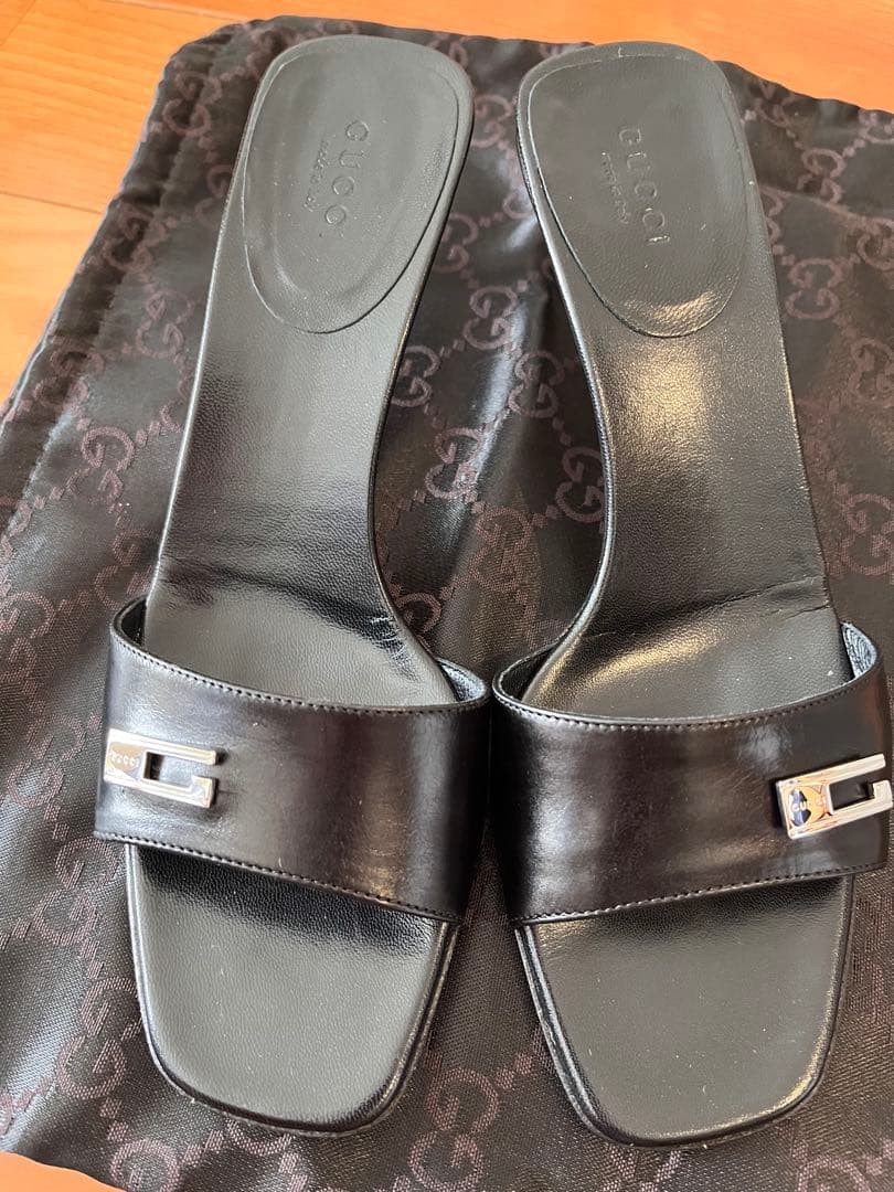 【美品】GUCCI ミュール　サンダル【ブラック】【35 1/2C】【未使用】