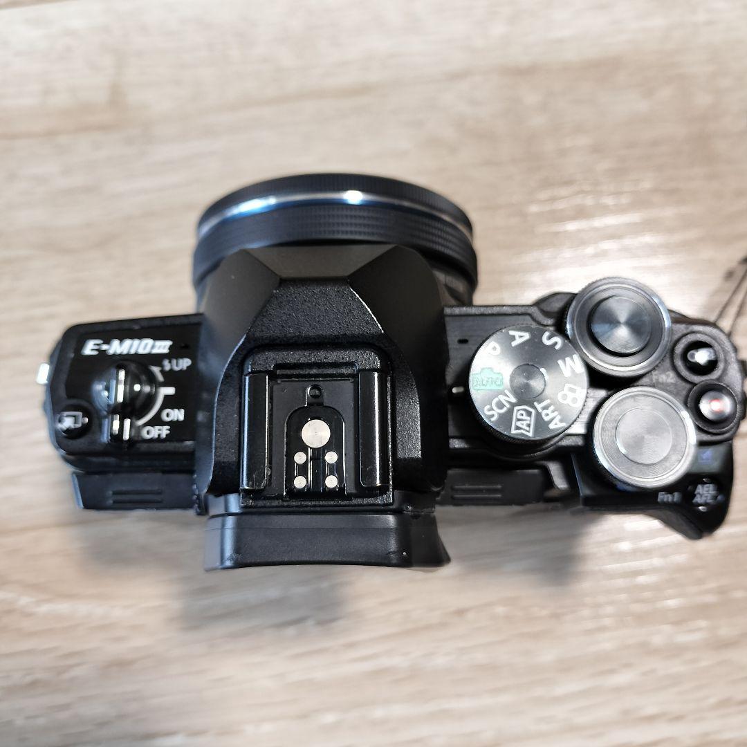 【ジャンク品】OLYMPUS OM−D E−M10 Mark ⅱi