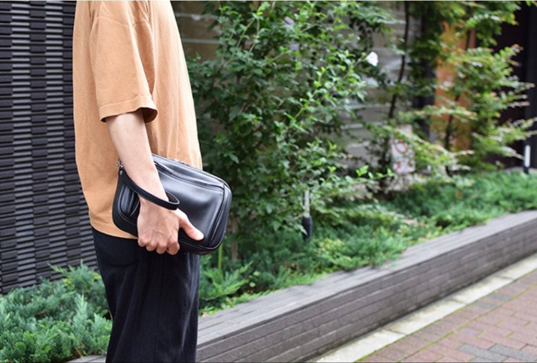 WILDSWANS ２WAYポーチ・POCHI（ポーキ）ブラック